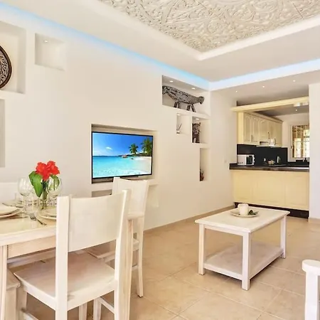 Дом отдыха Luxury House Granada Park Арона